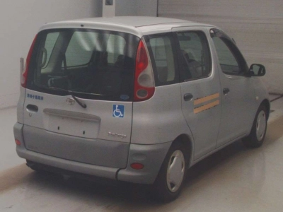 TOYOTA FUN CARGO