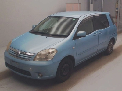 TOYOTA RAUM