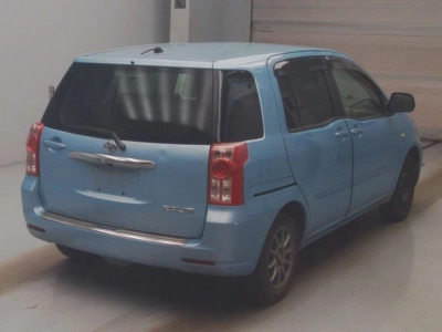 TOYOTA RAUM