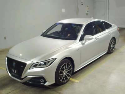 TOYOTA CROWN HYBRID