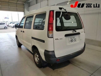 TOYOTA TOWN ACE VAN