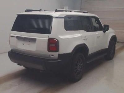 TOYOTA LAND CRUISER 250
