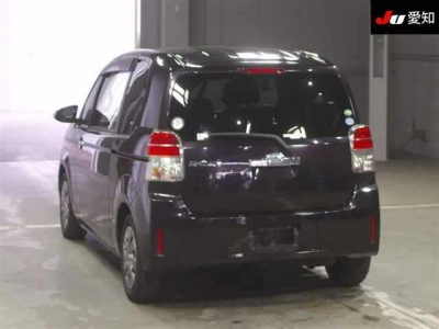 TOYOTA SPADE