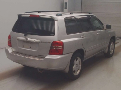 TOYOTA KLUGER