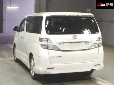 TOYOTA VELLFIRE