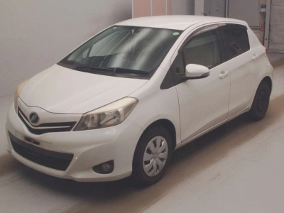TOYOTA VITZ