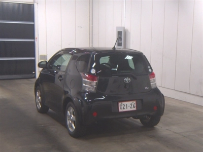 TOYOTA IQ