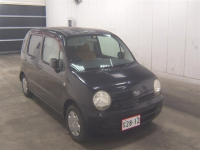 DAIHATSU MOVE LATTE