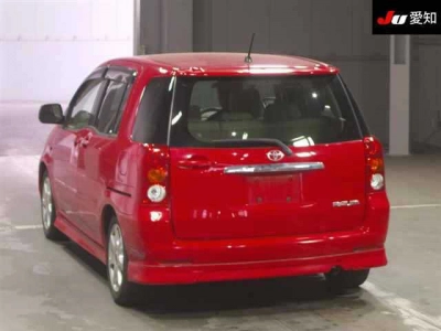 TOYOTA RAUM