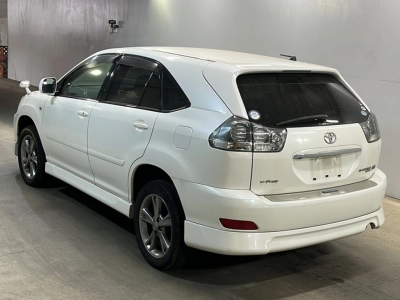 TOYOTA HARRIER HYBRID