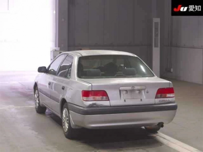 TOYOTA CARINA