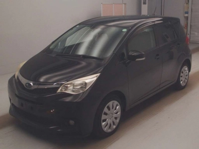 SUBARU TREZIA