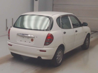 DAIHATSU STORIA