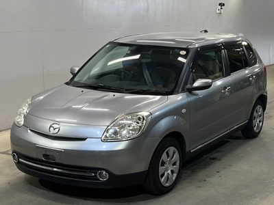 MAZDA VERISA