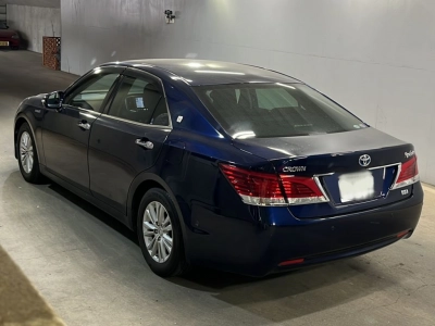 TOYOTA CROWN HYBRID