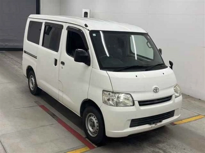 TOYOTA TOWN ACE VAN