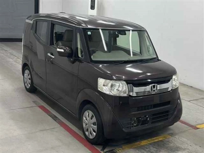 HONDA N-BOX SLASH