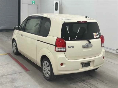 TOYOTA PORTE