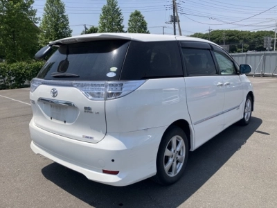 TOYOTA ESTIMA HYBRID