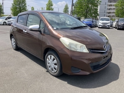 TOYOTA VITZ