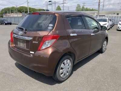 TOYOTA VITZ