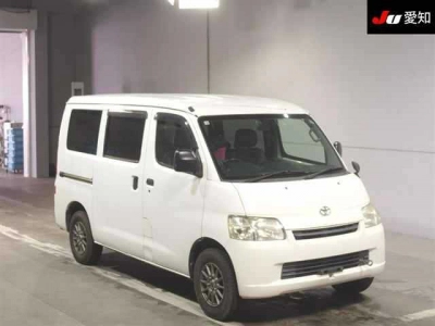 TOYOTA TOWN ACE VAN