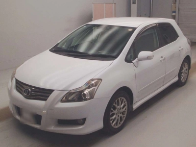 TOYOTA BLADE