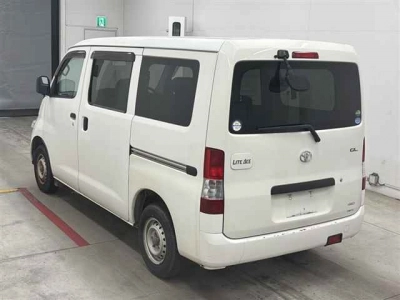 TOYOTA LITE ACE VAN