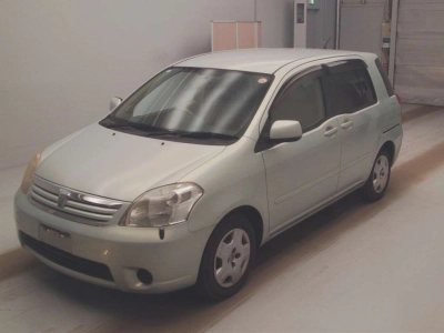 TOYOTA RAUM