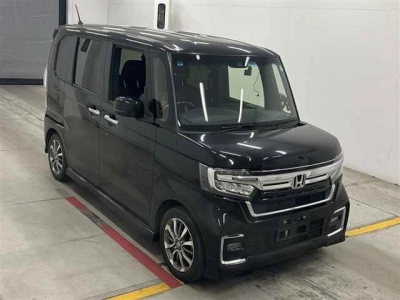HONDA N BOX CUSTOM