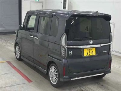 HONDA N BOX CUSTOM