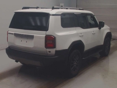 TOYOTA LAND CRUISER 250