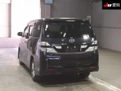 TOYOTA VELLFIRE