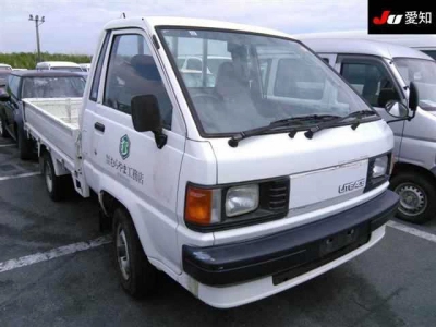 TOYOTA LITE ACE TRUCK