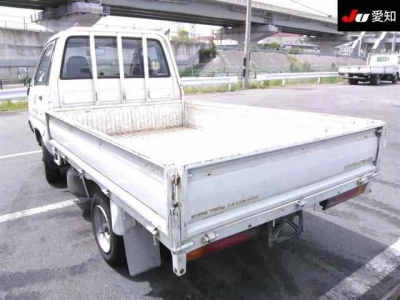TOYOTA LITE ACE TRUCK