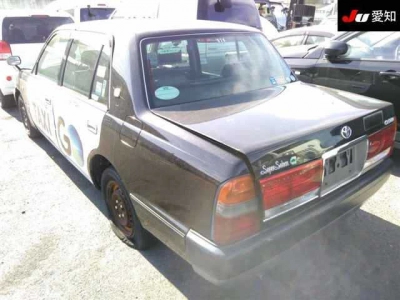 TOYOTA CROWN COMFORT