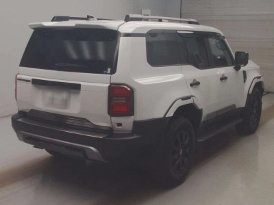 TOYOTA LAND CRUISER 250