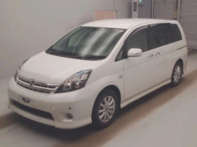 TOYOTA ISIS