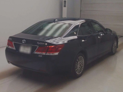 TOYOTA CROWN HYBRID