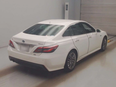 TOYOTA CROWN HYBRID