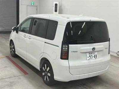 HONDA FREED HYBRID