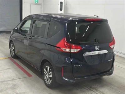 HONDA FREED HYBRID
