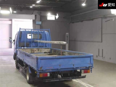 TOYOTA DYNA TRUCK