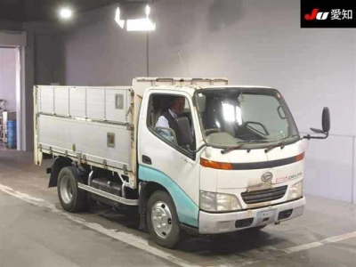 DAIHATSU DELTA TRUCK