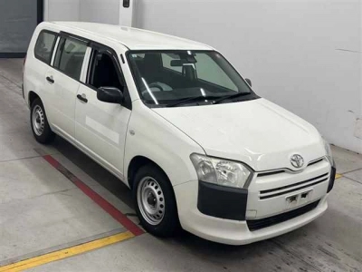 TOYOTA SUCCEED VAN
