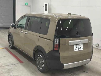 HONDA FREED HYBRID