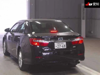 TOYOTA CAMRY