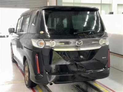 MAZDA BIANTE