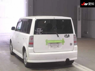 TOYOTA BB
