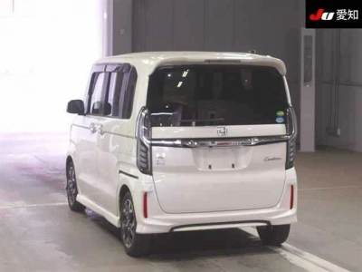 HONDA N BOX CUSTOM